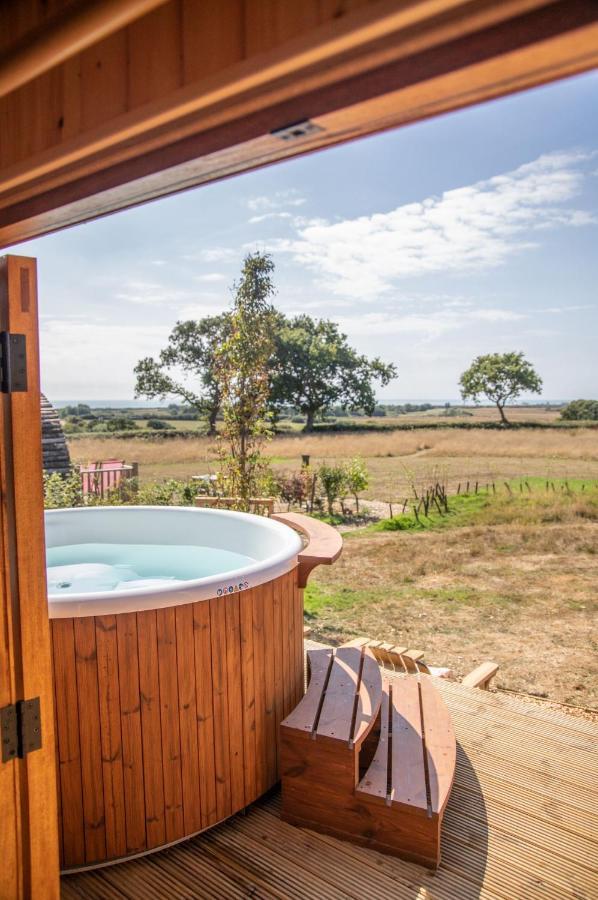 Barnhorn Glamping Vila Hooe Exterior foto