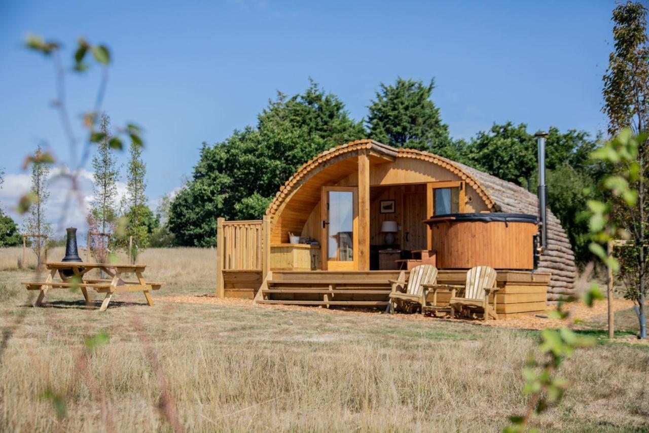 Barnhorn Glamping Vila Hooe Exterior foto