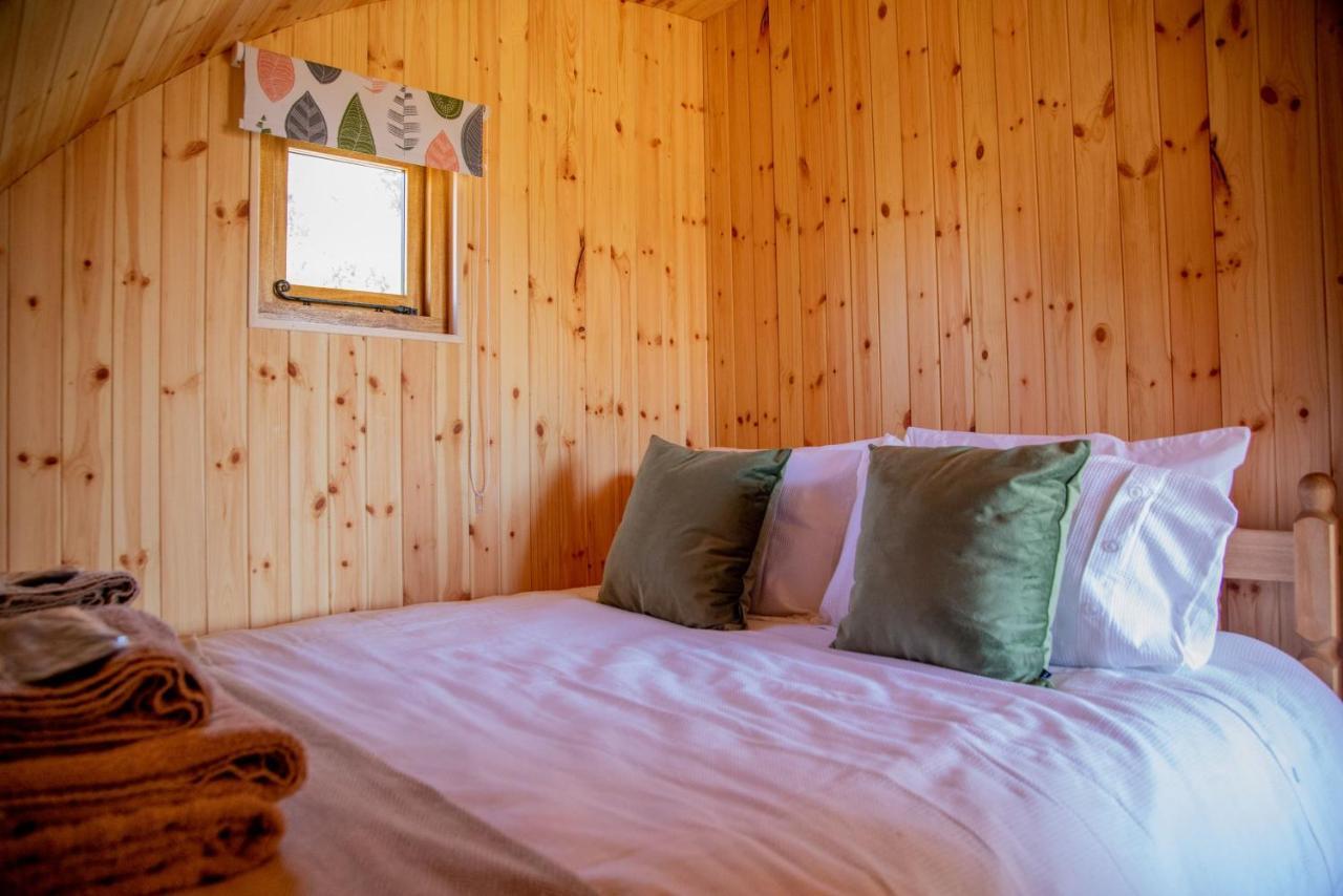 Barnhorn Glamping Vila Hooe Exterior foto