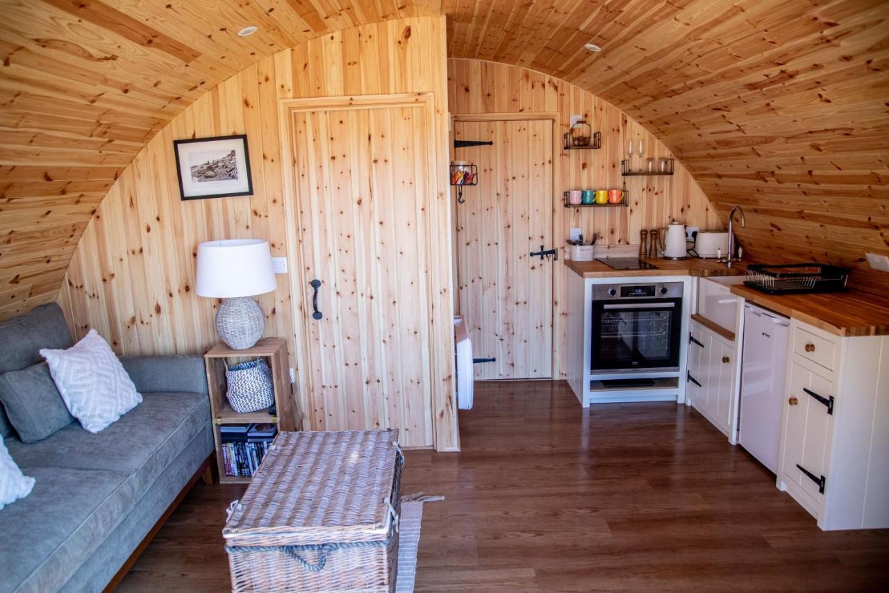 Barnhorn Glamping Vila Hooe Exterior foto